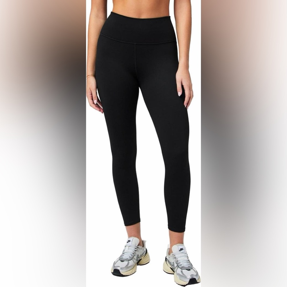 Fabletics Black Define PowerHold High-Waist 7/8 Leggings Size 1X